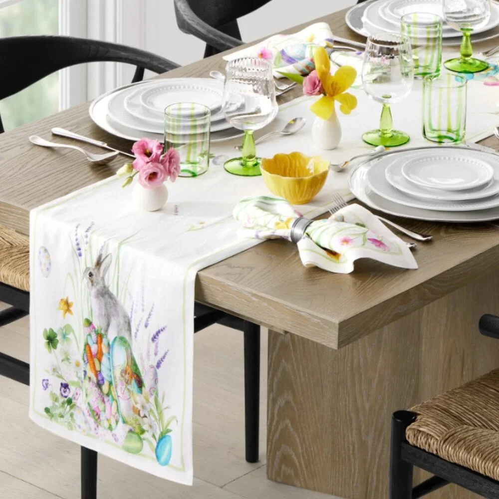 Williams Sonoma Roger Printed Table Runner